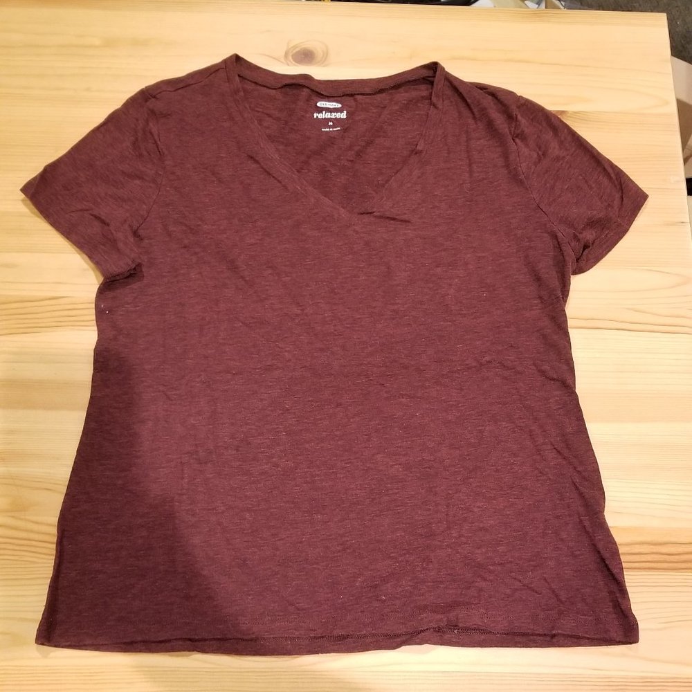 Old Navy Relaxed Maroon V Neck Short Sleeve Tee